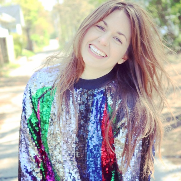 Meet your Posher, Lindsay - Picture 2 of 3